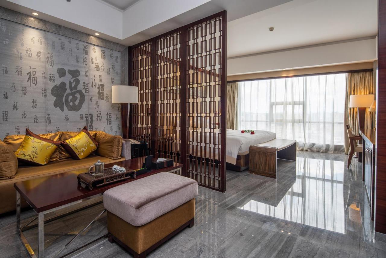 King Royal Hotel Yunfu Exterior foto