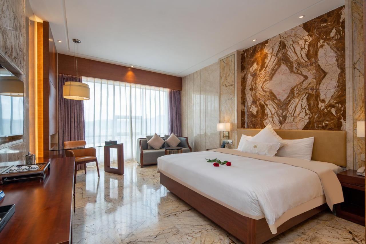 King Royal Hotel Yunfu Exterior foto