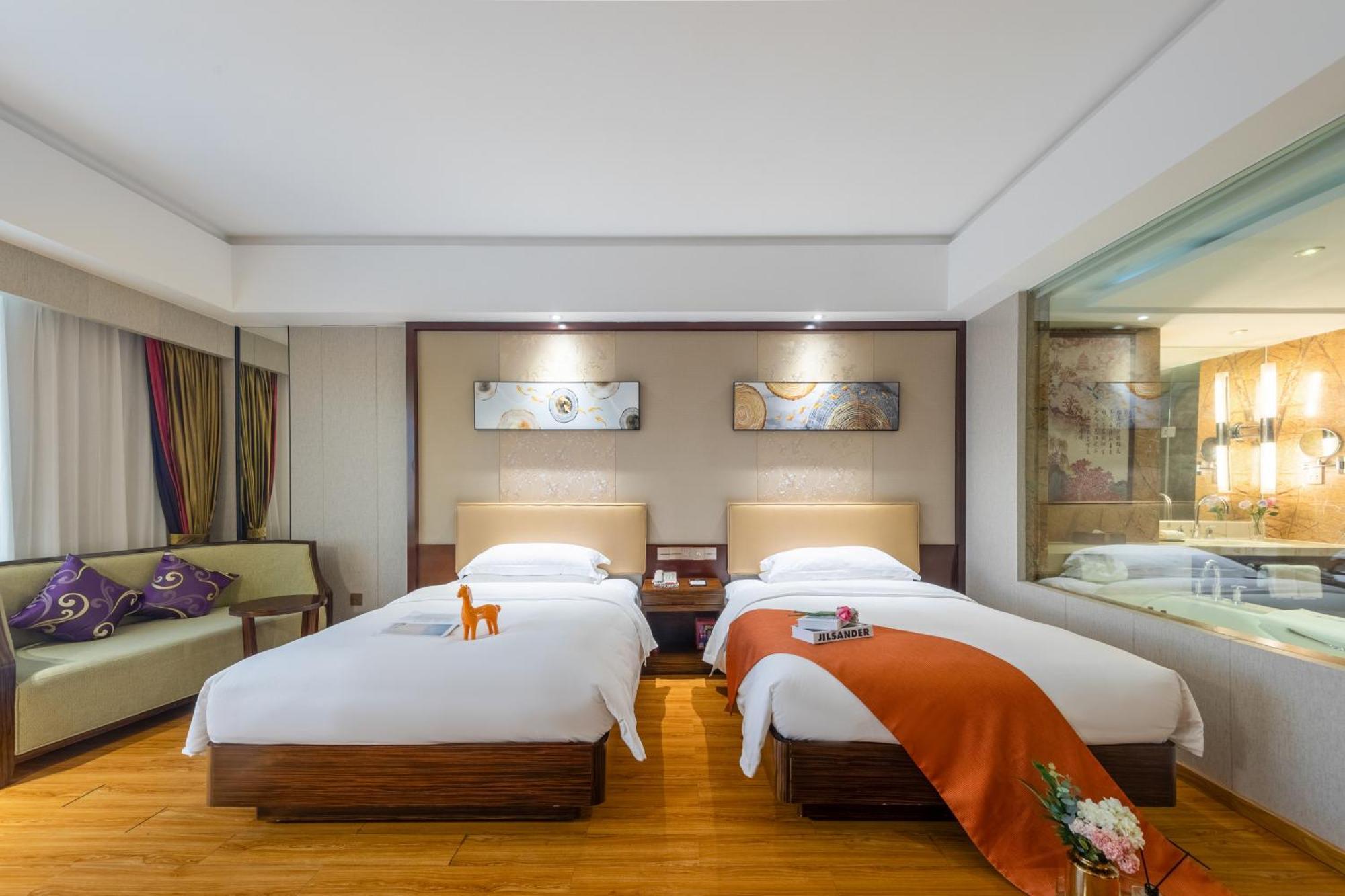 King Royal Hotel Yunfu Exterior foto